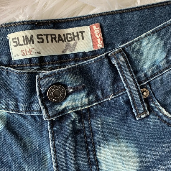 Levi’s Polka Dot Cut Off Shorts - Picture 4 of 8